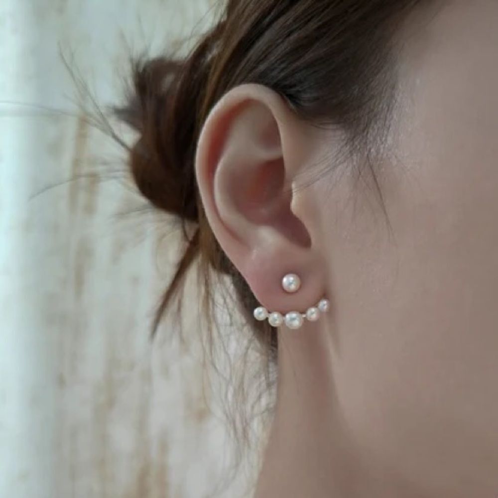 Pearl Stud Earrings M1539